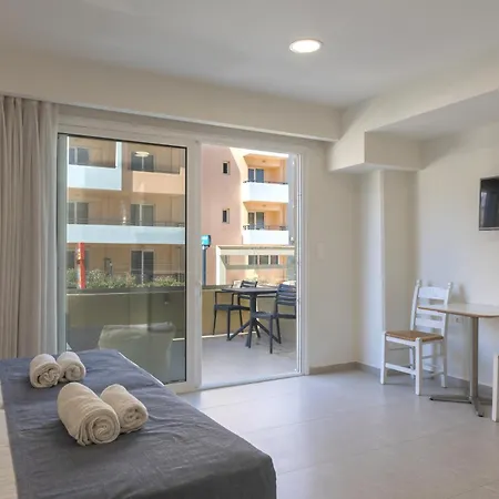 Meltemi Coast Suites Ρέθυμνο Εξωτερικό φωτογραφία